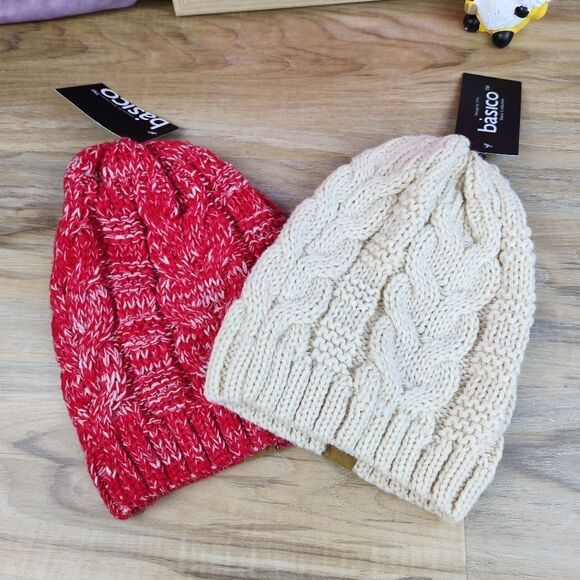🧚‍♂️NWT Basico Beige & Red Chunky Knit Pair of Unisex Slouchy Beanie Hats - Picture 7 of 12